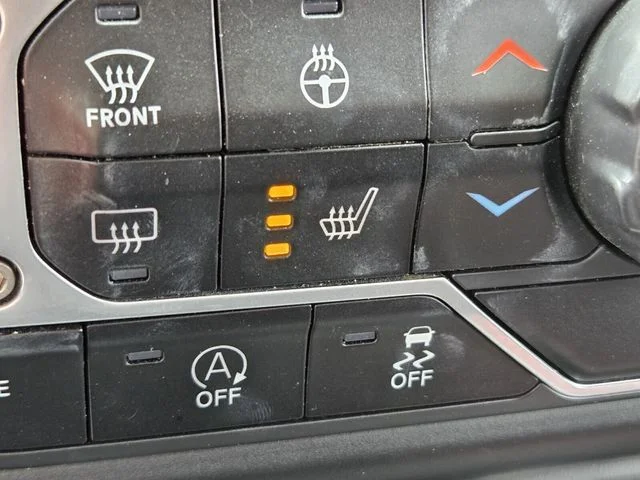 Used 2023 Gray Jeep Texas Trail image 20