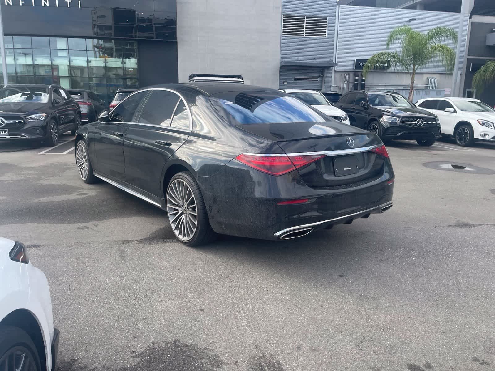 Used 2022 Black Mercedes-Benz S 500 image 3