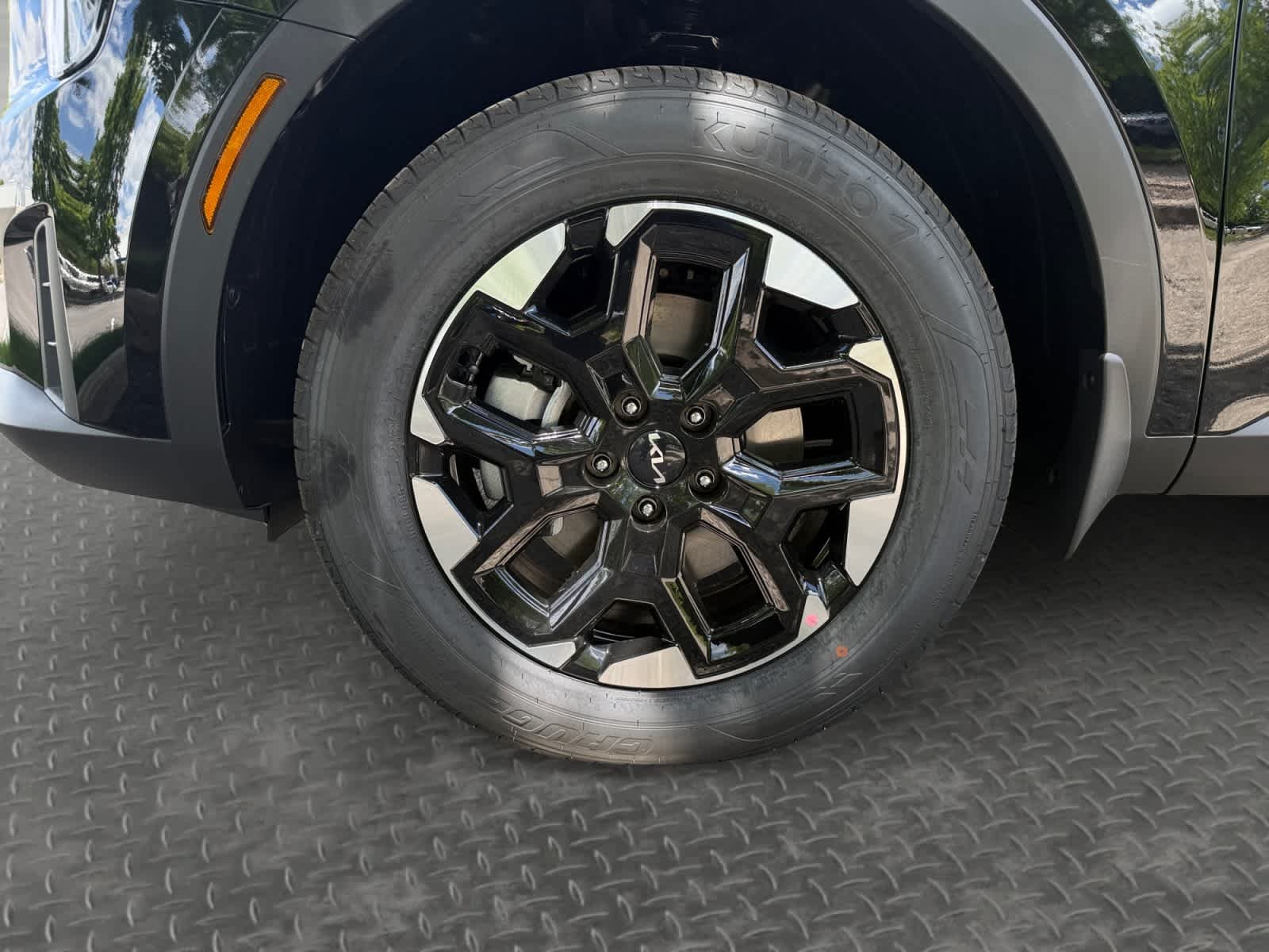 New 2026 Ebony Black Kia S image 9