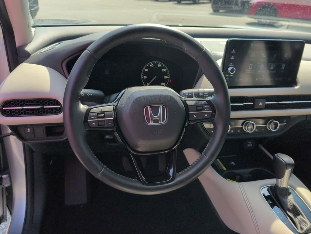 Used 2024 Silver Honda EX-L image 14