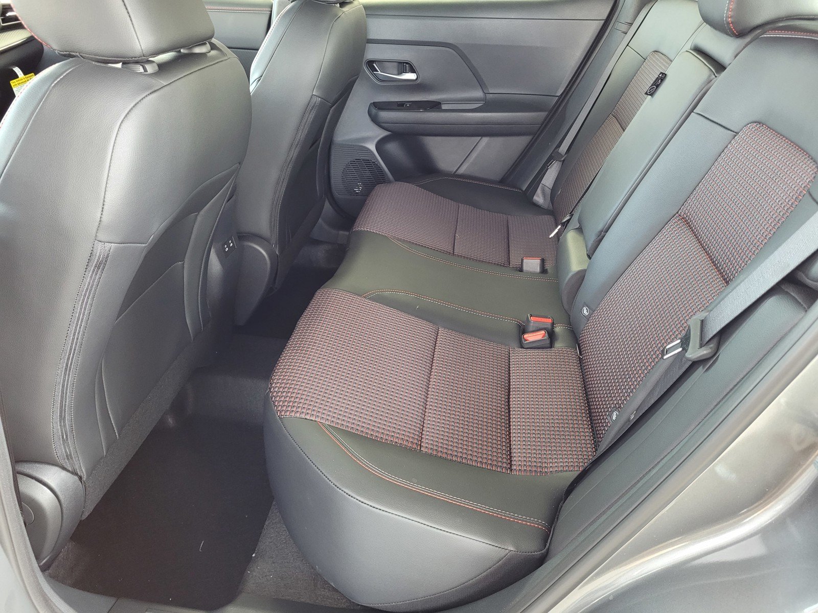 2026 Nissan KICKS SR AWD - Photo 7