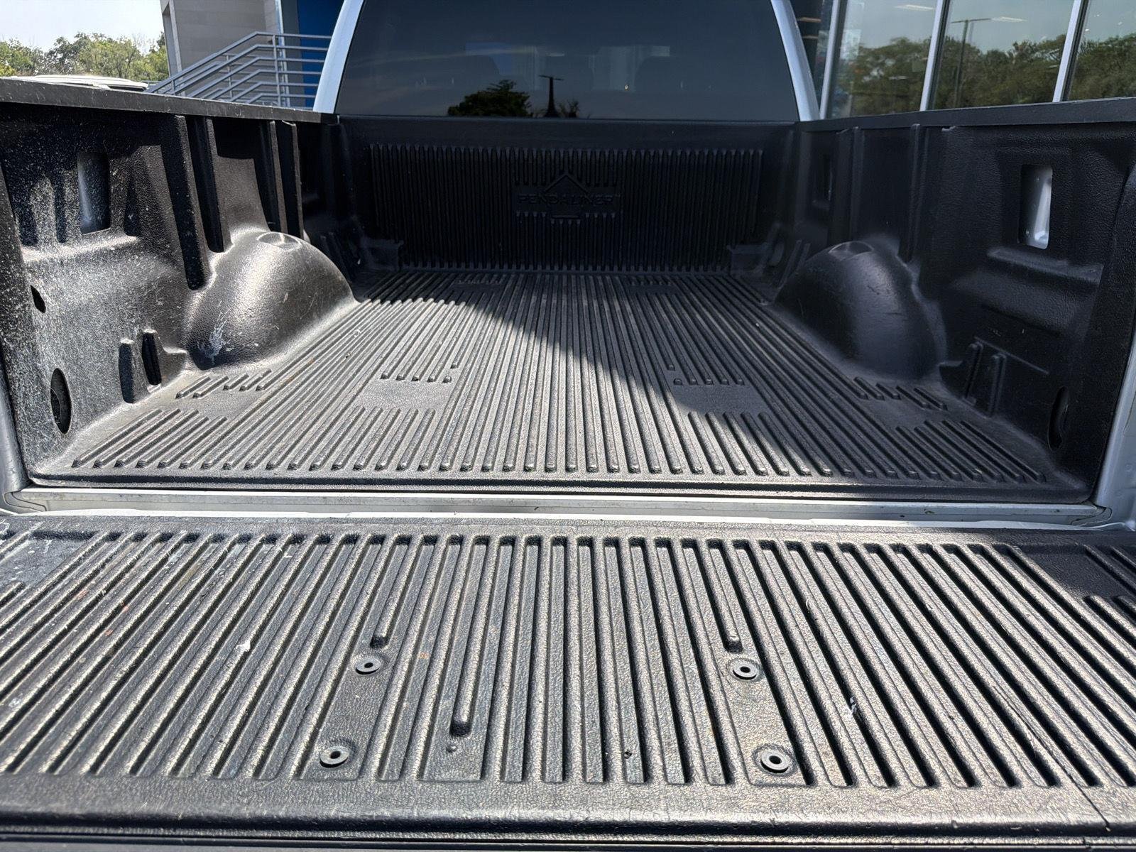 Used 2018 Ingot Silver Metallic Ford XLT image 34