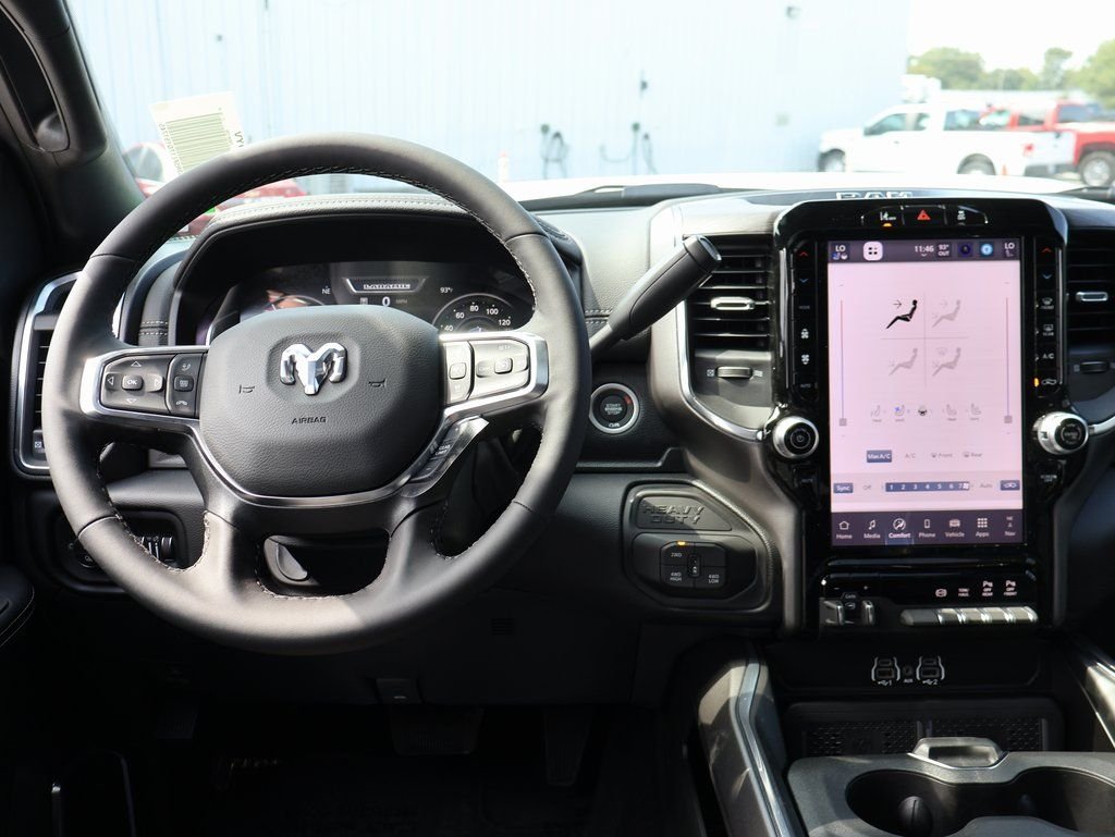 2026 RAM 2500 Laramie - Photo 18