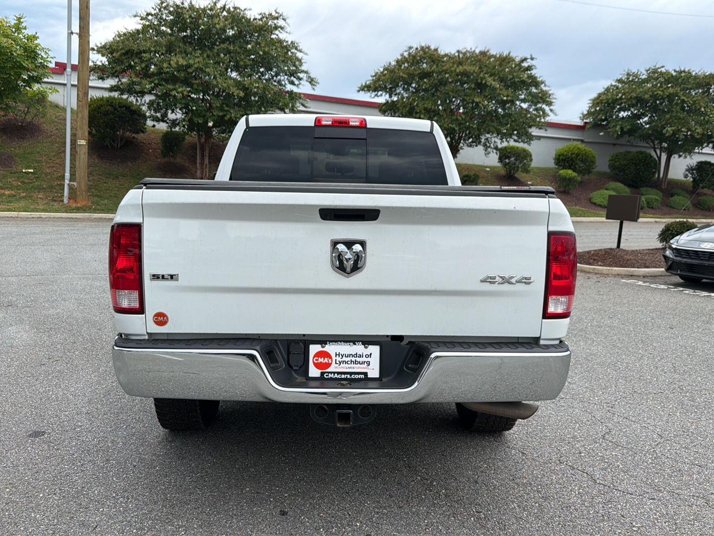 Used 2019 Bright White Clearcoat Ram SLT image 7
