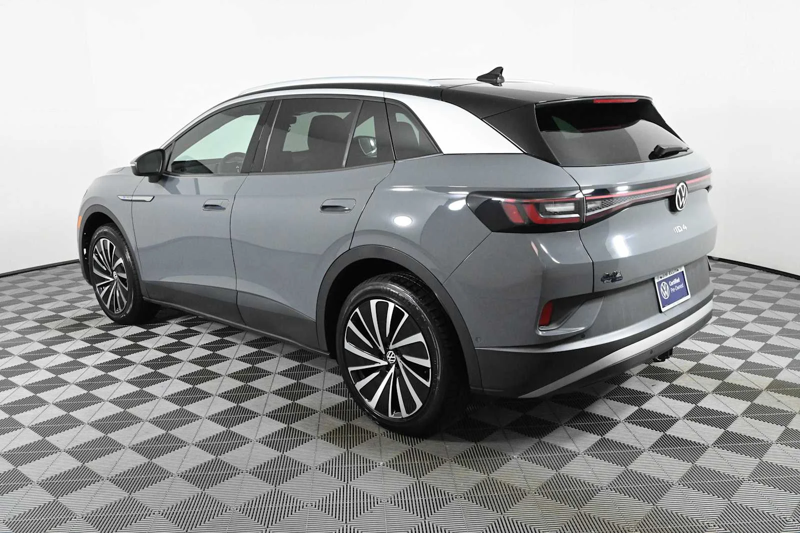 Certified Used 2023 Pure Gray w/ Black Roof Volkswagen Pro S Plus image 8
