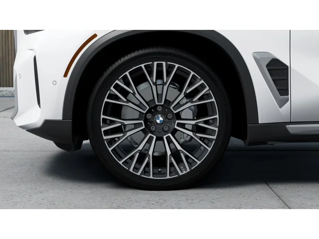 New 2026 Mineral White Metallic BMW xDrive40i image 7