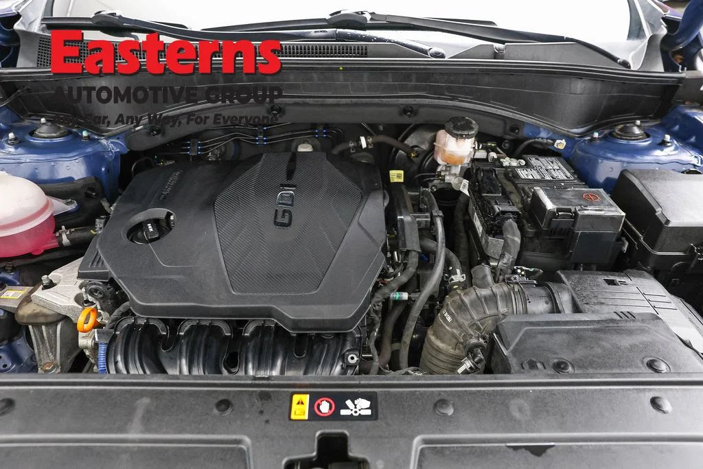 Used 2023 Blue Hyundai SE image 7