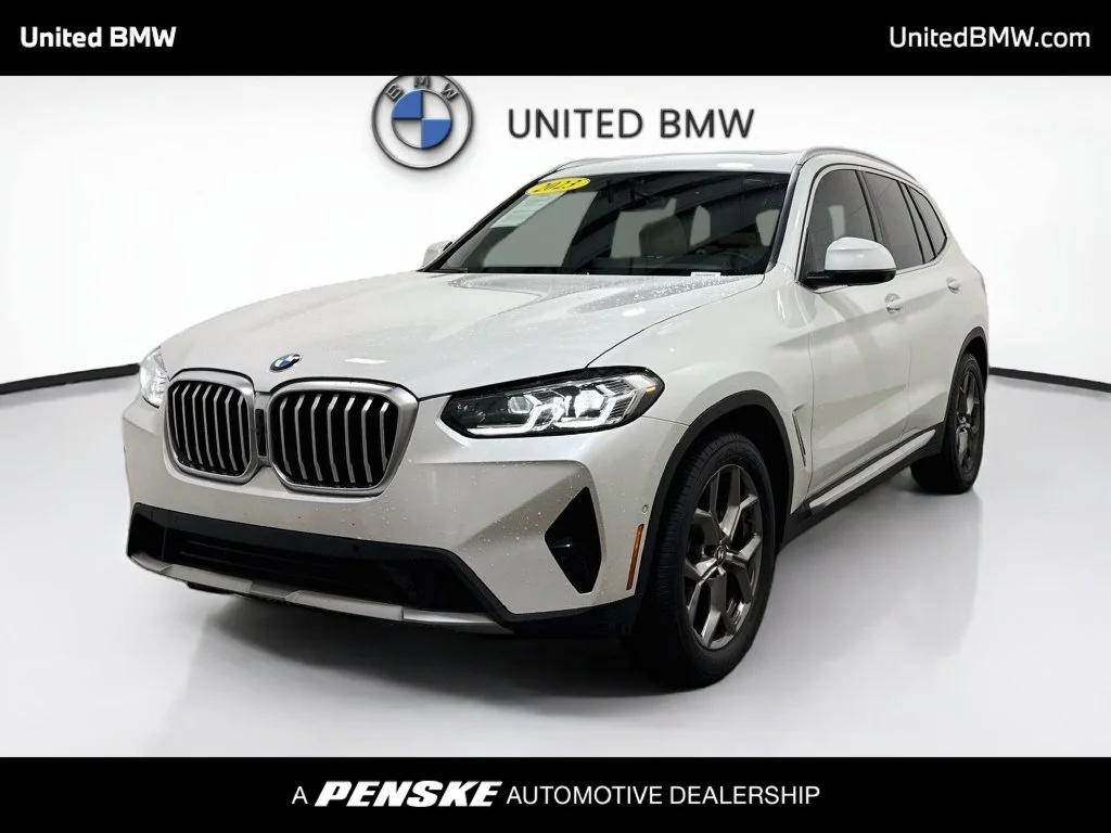 Used 2023 Mineral White Metallic BMW sDrive30i image 1