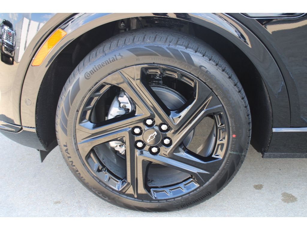 2025 Chevrolet Equinox EV RS - Photo 12