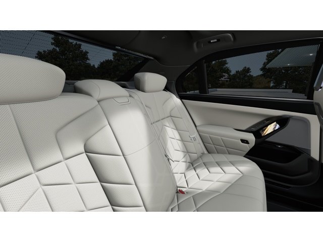 New 2027 Black Sapphire Metallic BMW 740 image 12