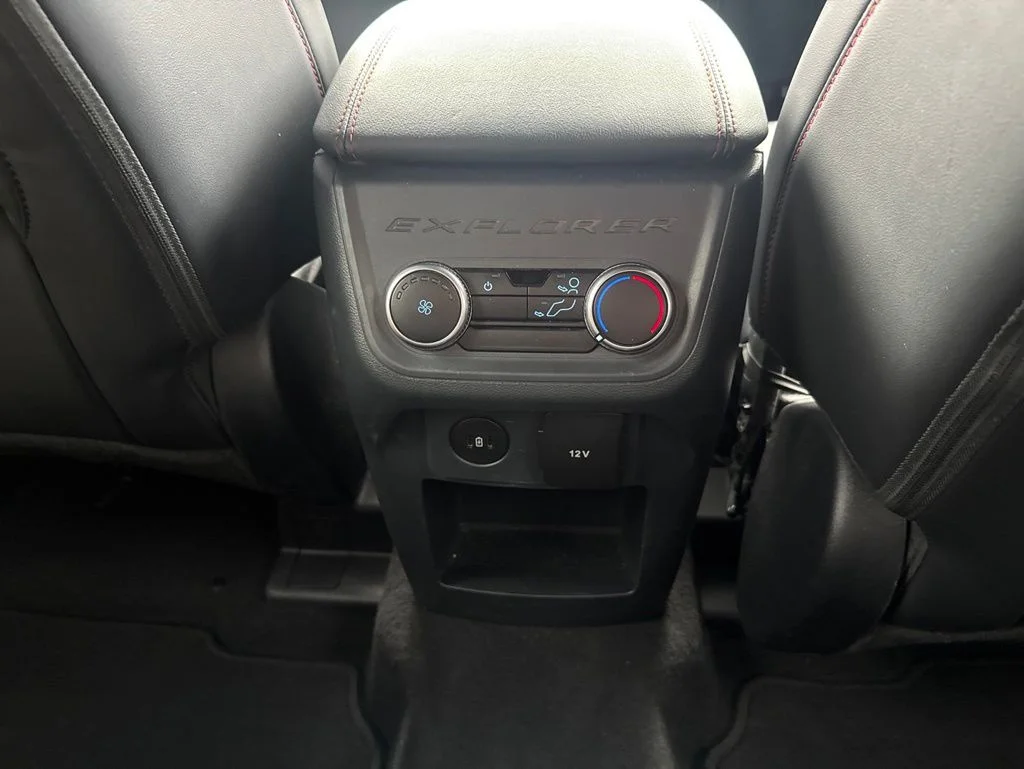 Used 2025 Black Ford ST-Line image 31