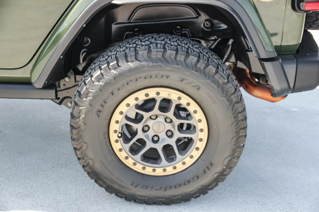 Used 2022 Green Jeep Unlimited Rubicon 392 image 11