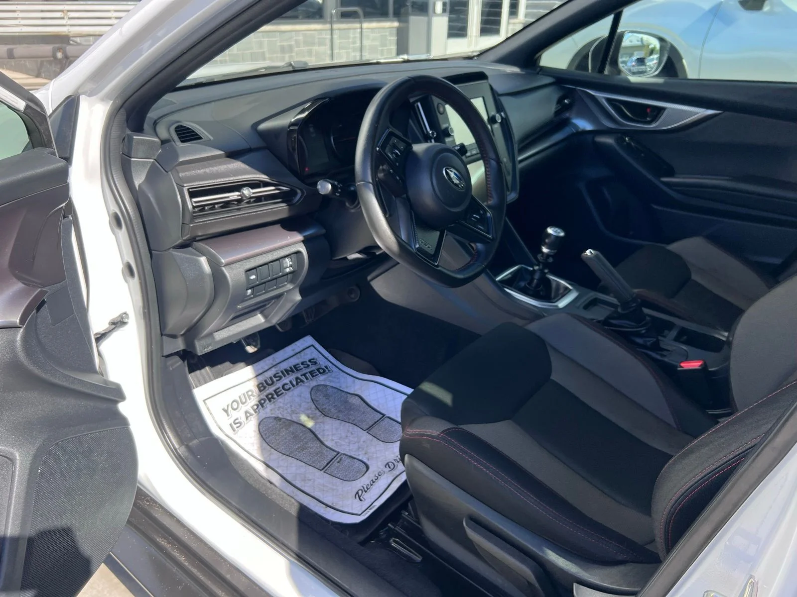 Used 2022 Ceramic White Subaru Base image 14