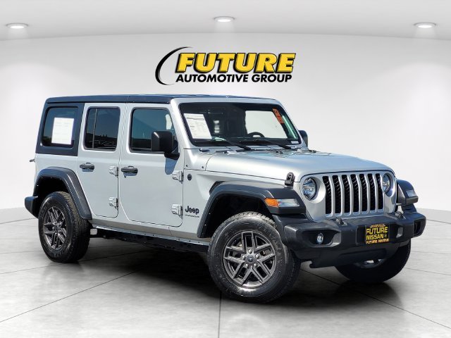 Used 2024 Silver Jeep Sport S image 1