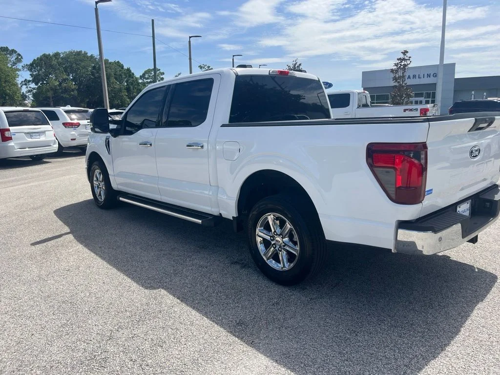Used 2024 White Ford XLT image 10
