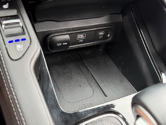 Used 2024 Black Kia EX X-Line image 28