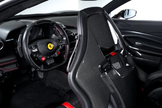 Certified Used 2020 Nero Ferrari  image 32