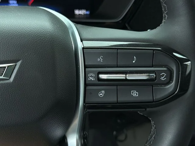 Used 2024 Black Chevrolet ZR2 image 31