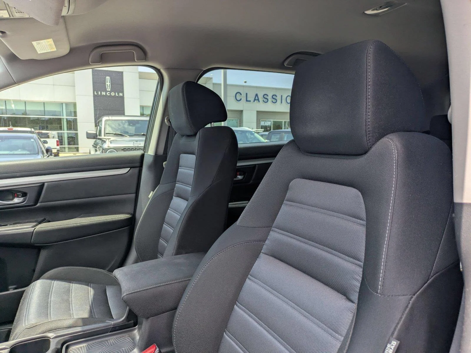 Used 2019 Crystal Black Pearl Honda LX image 11