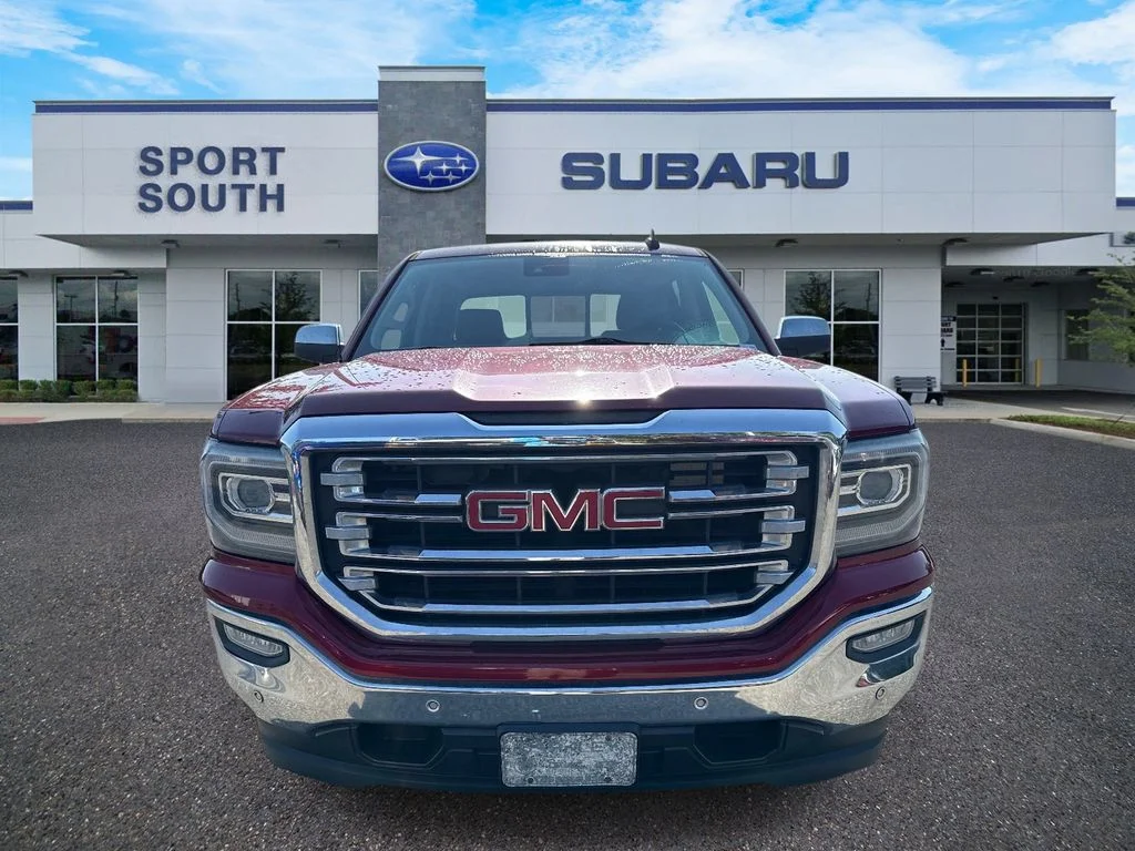 Used 2018 Red GMC SLT image 8