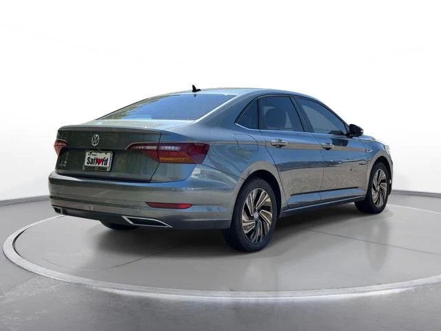 Used 2019 Gray Volkswagen SEL Premium image 9