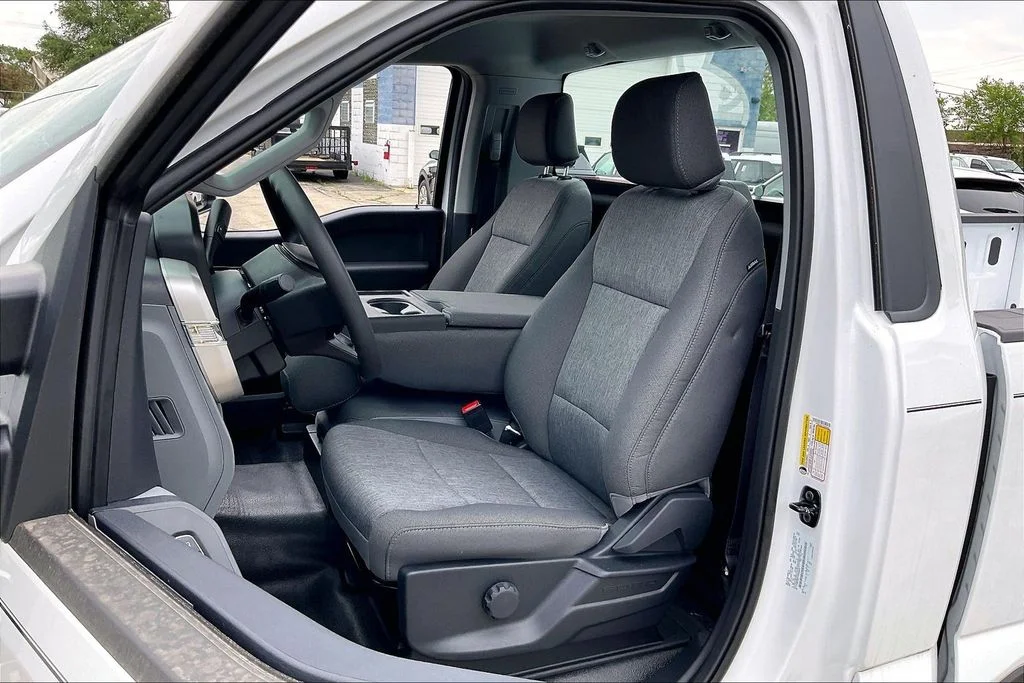 New 2026 Oxford White Ford F-250® XL image 24