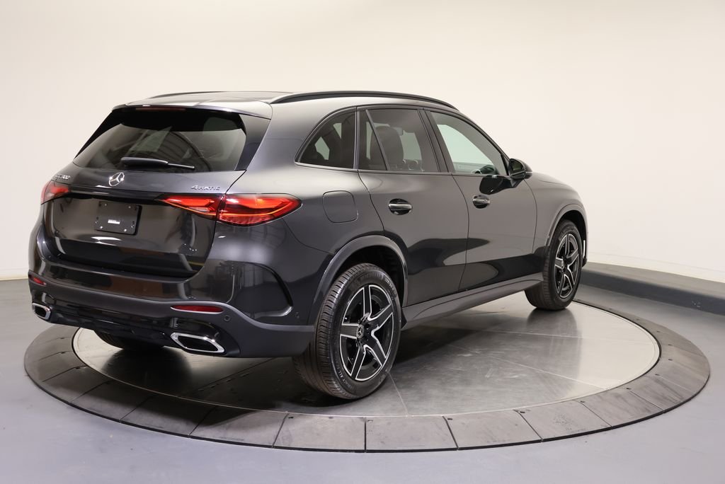 Used 2027  Mercedes-Benz GLC 300 image 7