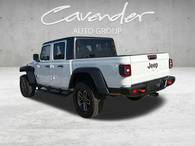 Used 2024 White Jeep Mojave image 14