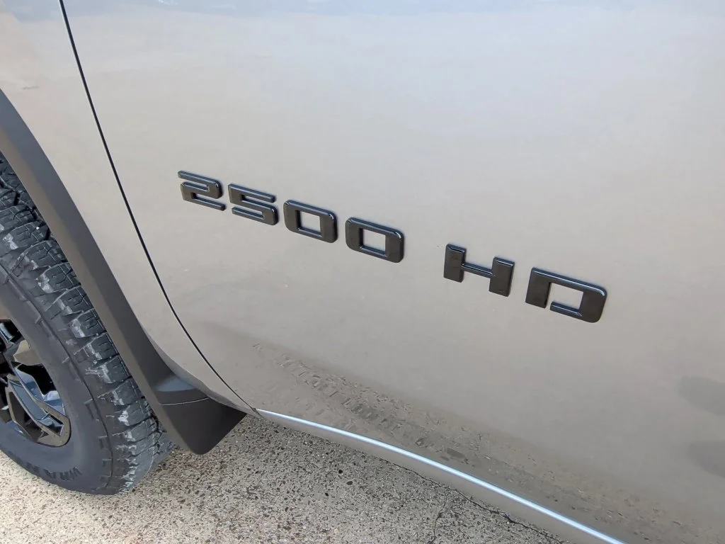 2026 Chevrolet Silverado 2500 HD Custom - Photo 40
