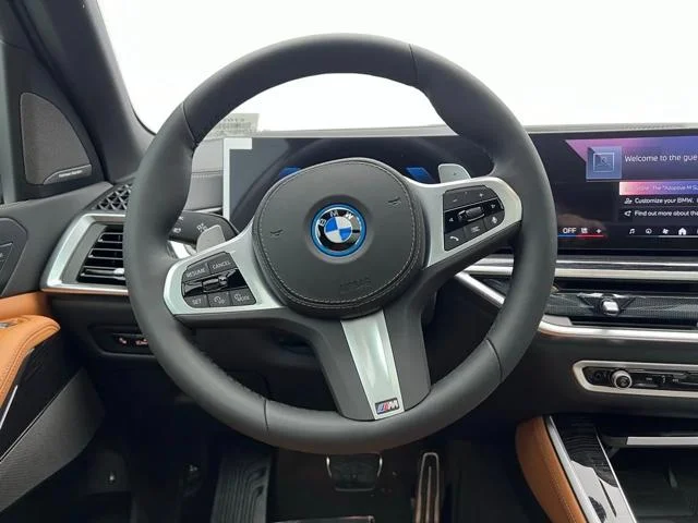 New 2026 Carbon Black Metallic BMW xDrive50e image 17