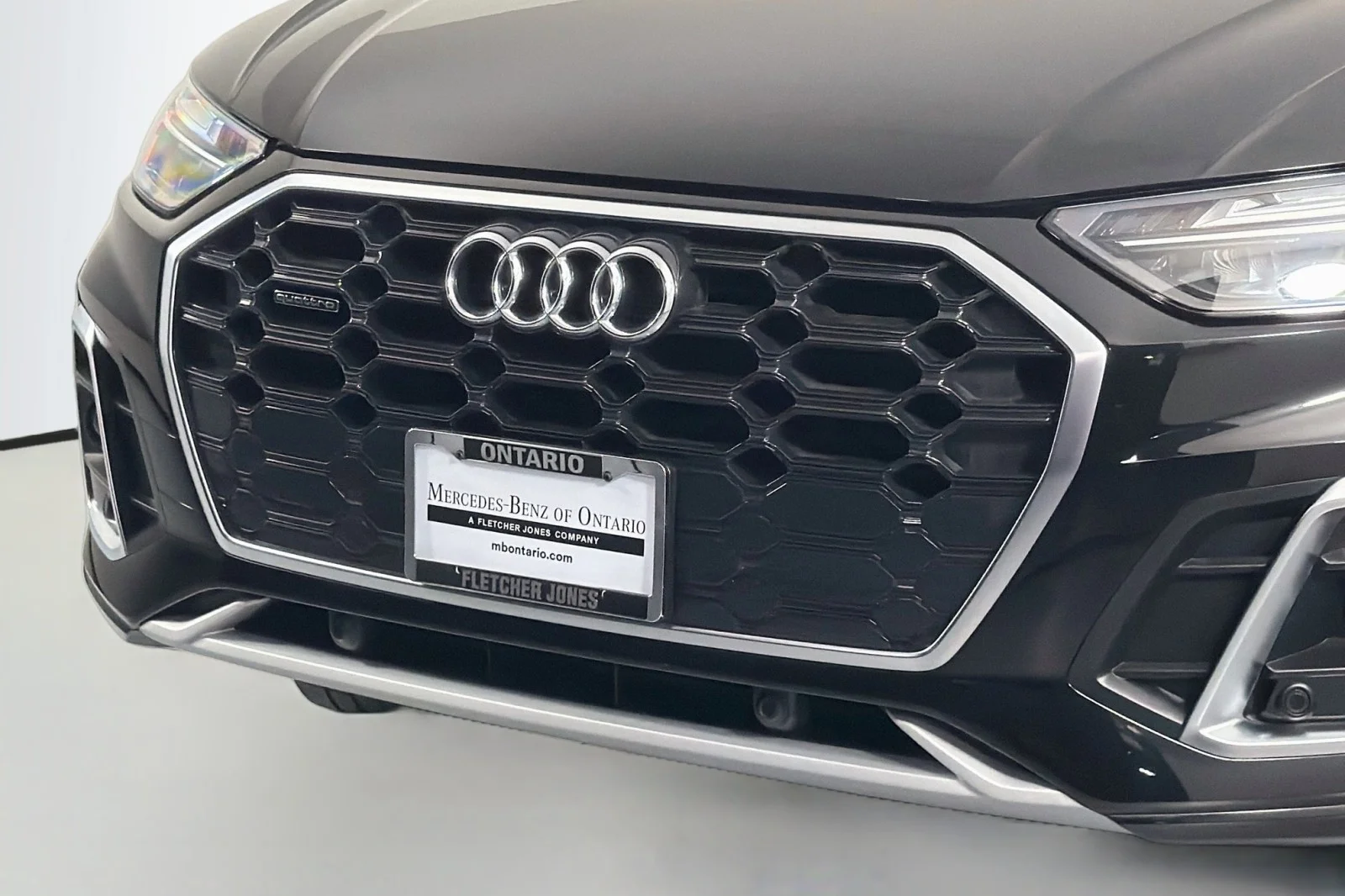 Used 2022 Mythos Black Metallic Audi S line image 13