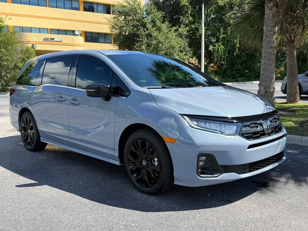 New 2026 Sonic Gray Pearl Honda Sport-L image 7