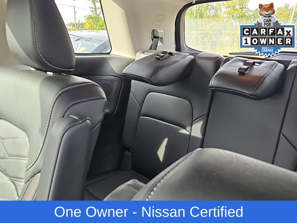 Used 2024 White Nissan Platinum image 12