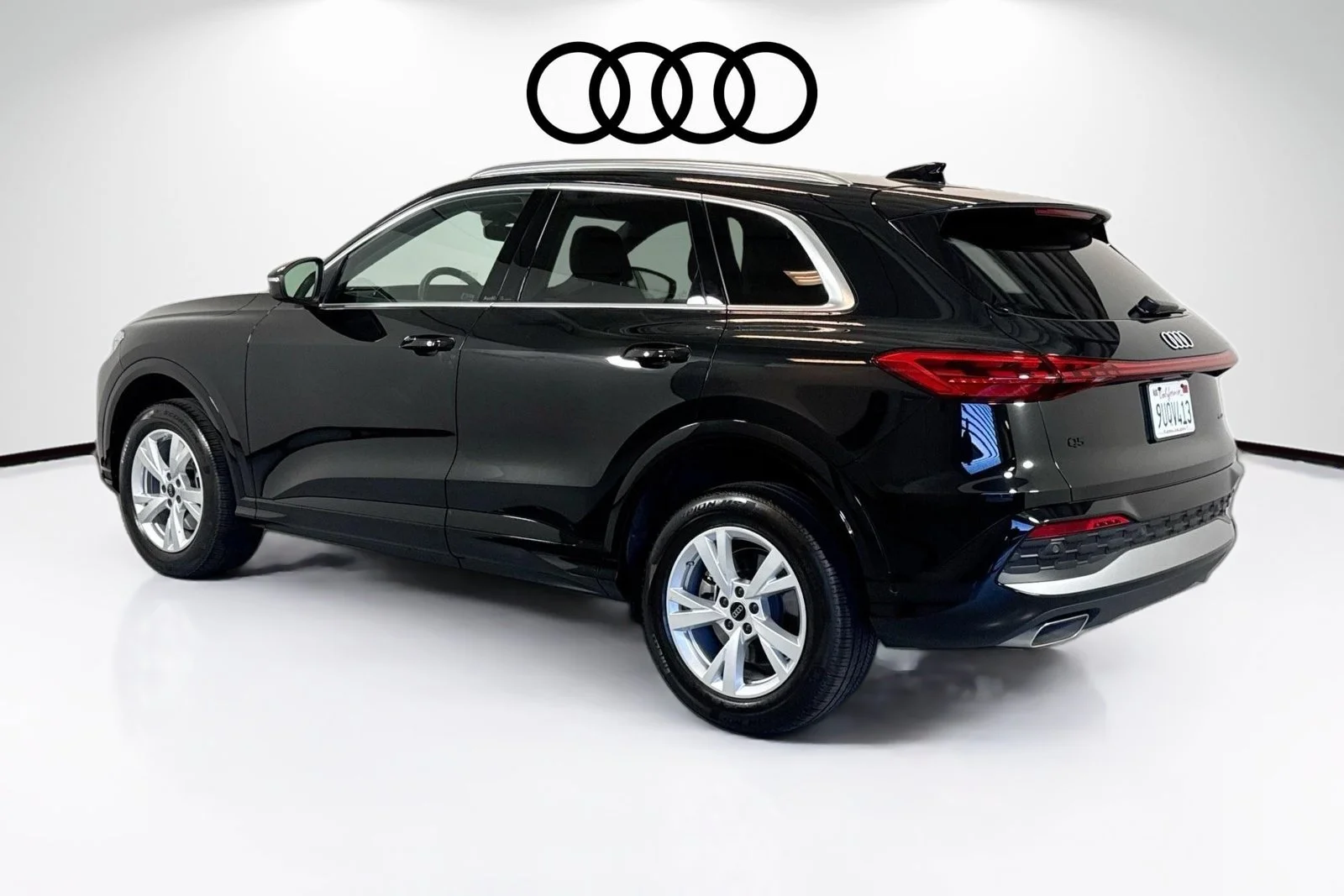 Used 2025 Mythos Black Audi Premium image 7