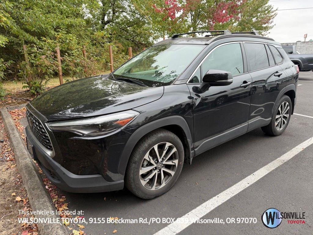 Used 2022 Black Toyota XLE image 1