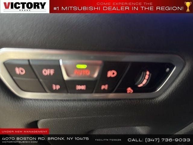 Used 2021 Black BMW M50i image 41