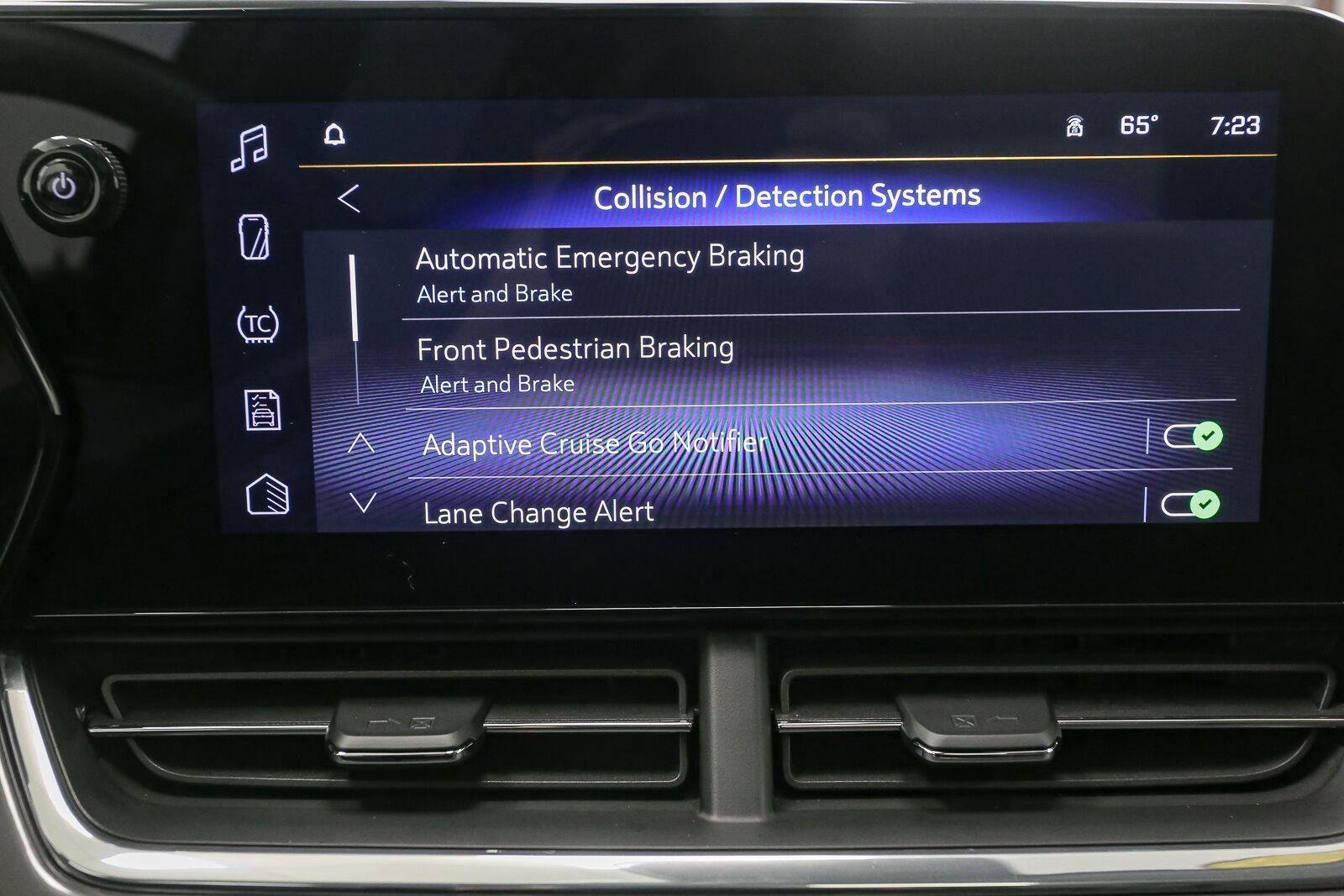 Used 2025 Mosaic Black Metallic Chevrolet ACTIV image 27