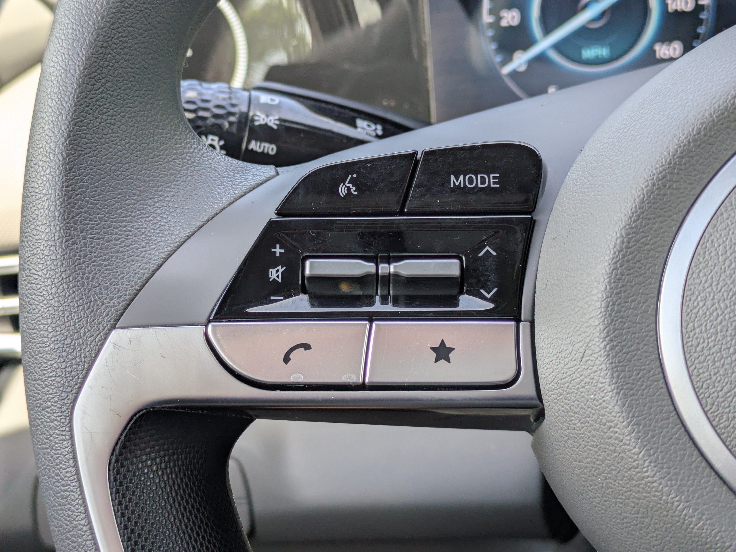 2024 Hyundai Elantra Blue - Photo 22