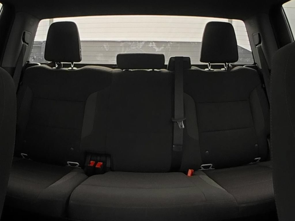Used 2023 SUMMIT WHITE Chevrolet RST image 10