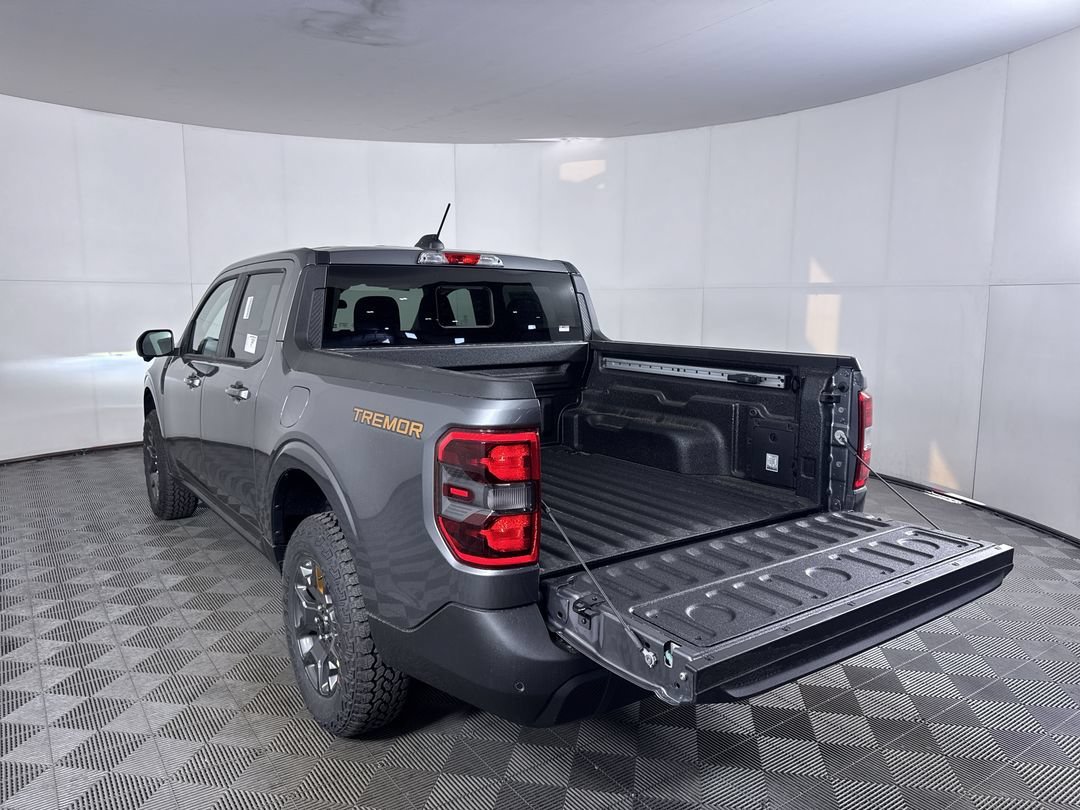 New 2026 Carbonized Gray Metallic Ford Tremor image 25