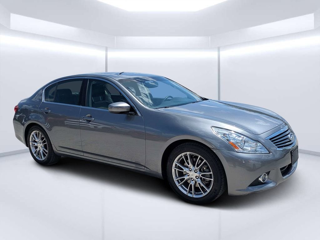 Used 2011 Gray INFINITI Journey image 1