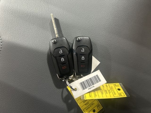 New 2026 Oxford White Ford F-250® XL image 33