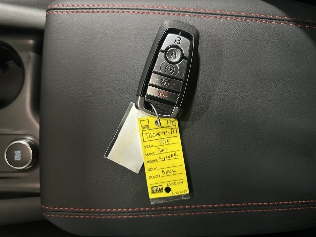 Certified Used 2025 Black Ford ST-Line image 33
