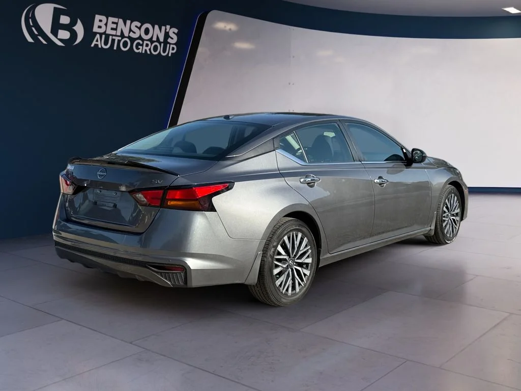 Used 2024 Gray Nissan 2.5 SV image 5