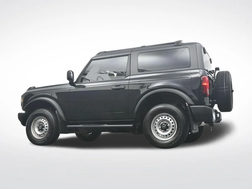 Used 2022 Black Ford Base image 42