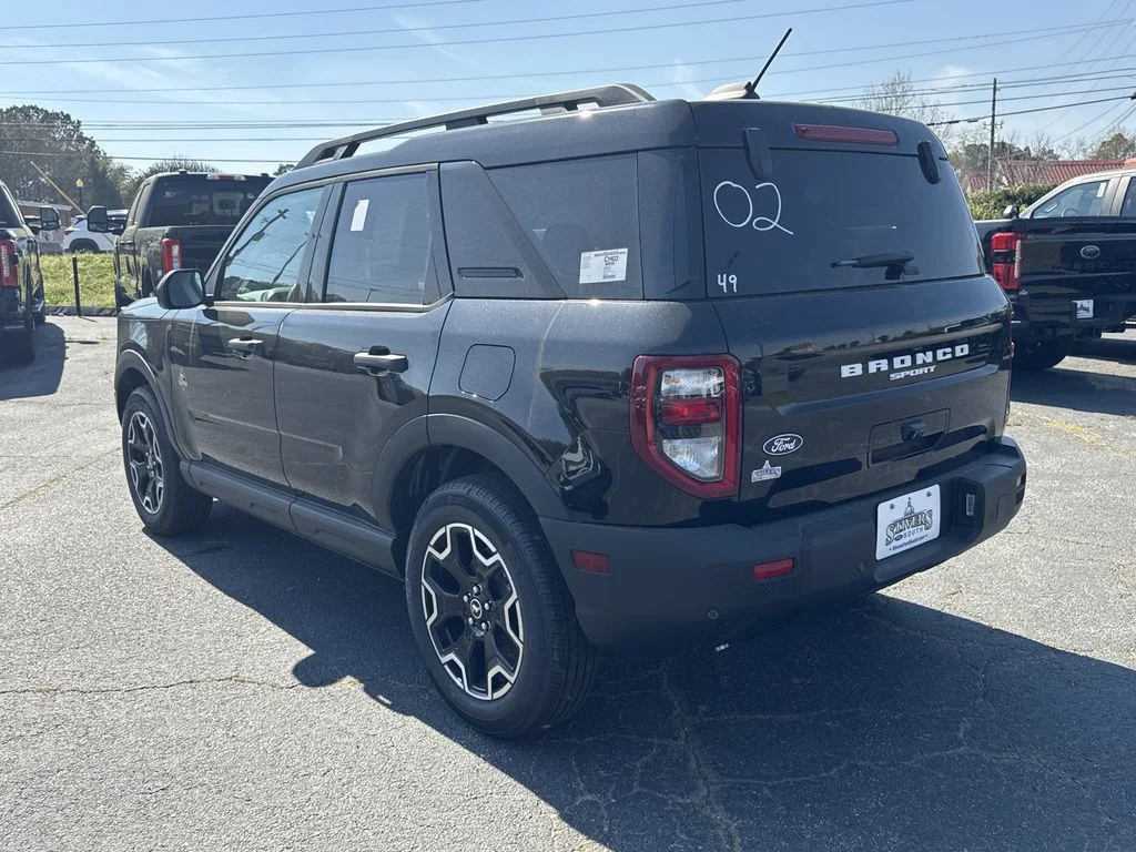 New 2026 Black Ford Outer Banks image 5