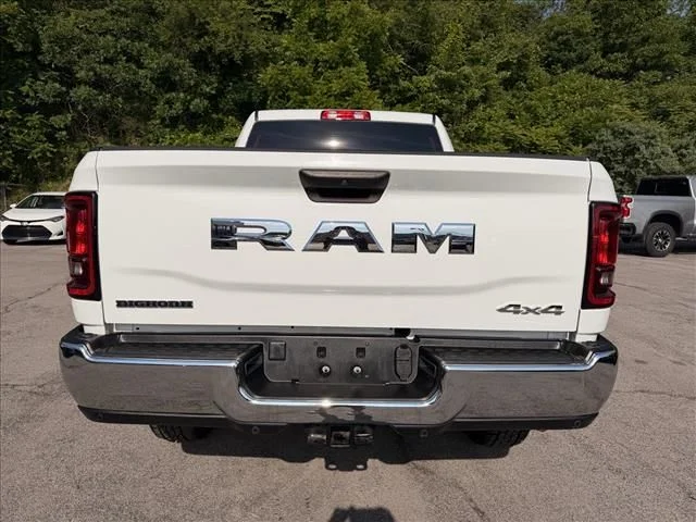 Used 2025 White Ram Big Horn image 5