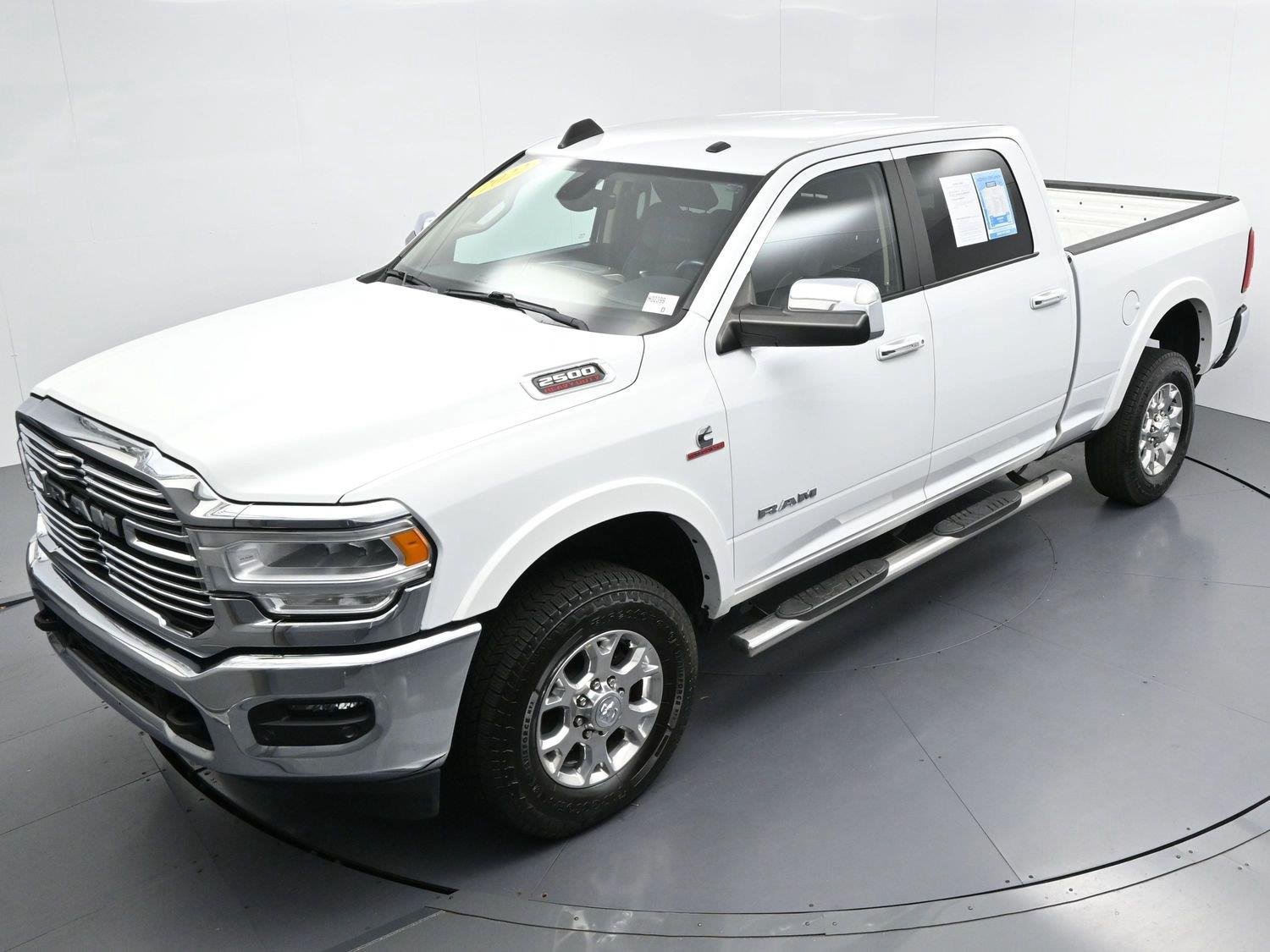 Used 2022 Bright White Clearcoat Ram Laramie image 42
