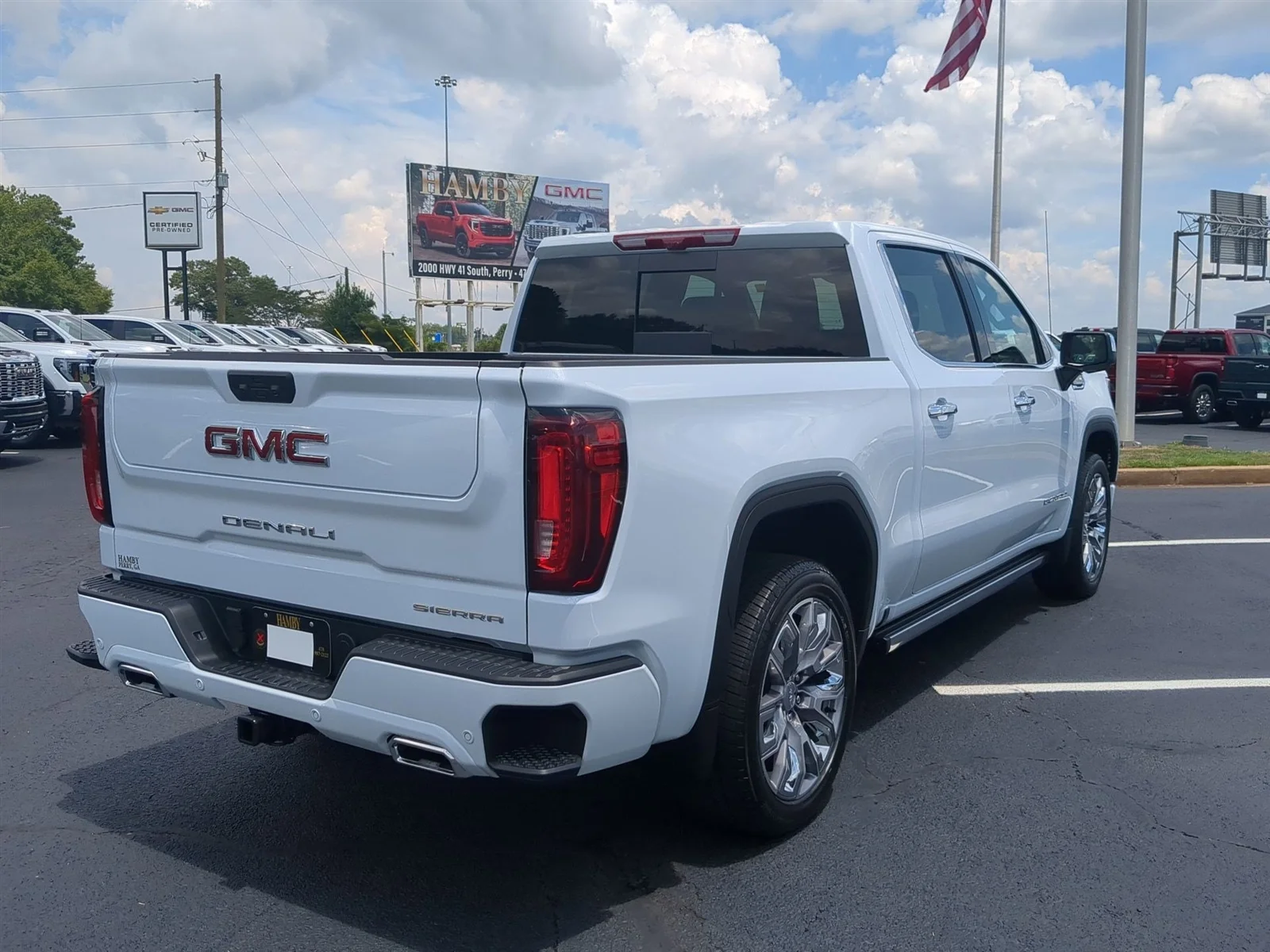 New 2026 Glacier White Tricoat GMC Denali image 32
