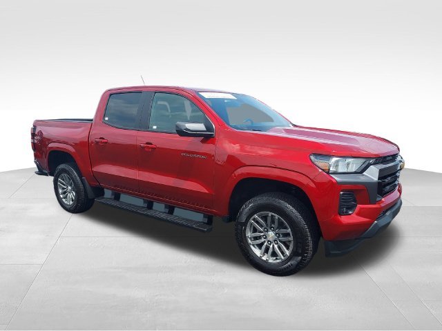 Used 2023 Red Chevrolet LT image 7